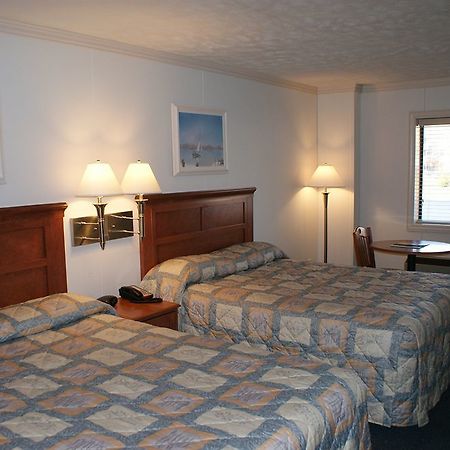 Harbor Lights Resort Frankfort Esterno foto